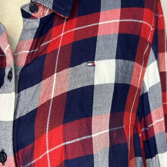Tommy Hilfiger Red Navy White Checked Roll-Tab Sleeve Button-Down Shirt M - Picture 3 of 9